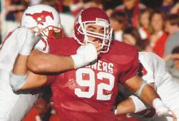 Tony_Casillas_Oklahoma_Football_Player